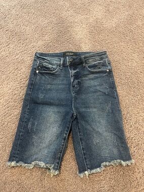 Judy Blue Medium Wash Boyfriend Denim Bermuda Shorts